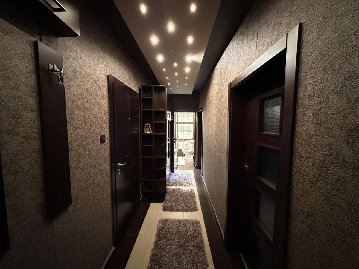 Gh Apartment Vratza Vratsa Esterno foto